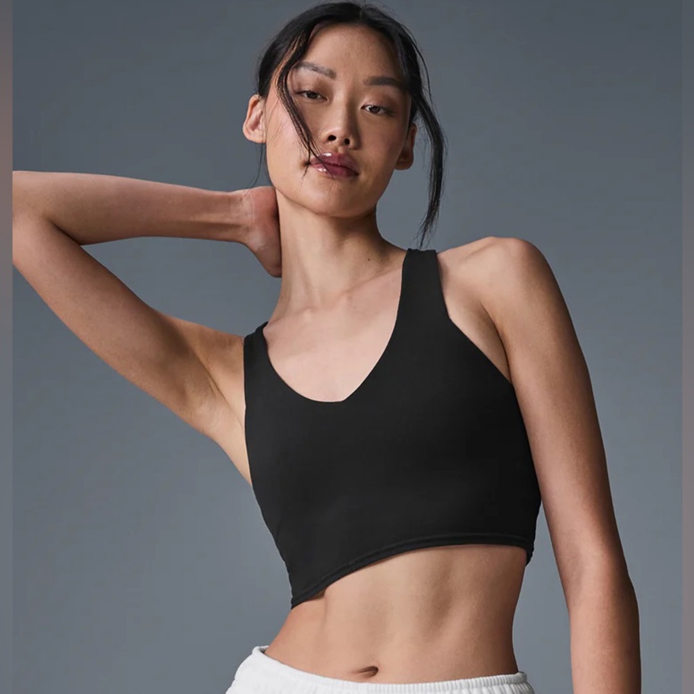 ALO Yoga Airbrush Real Bra Tank in Black